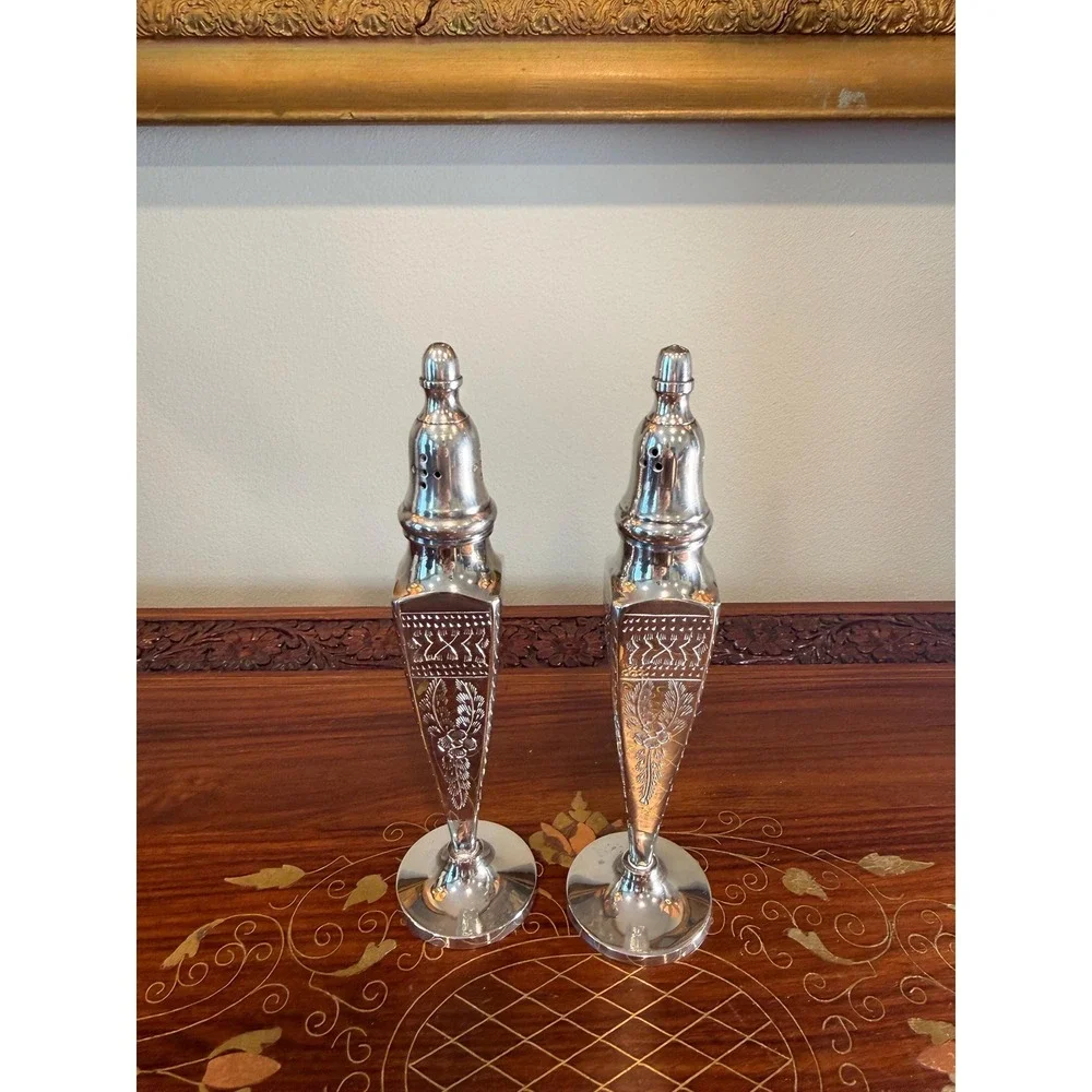 Vintage Towle Etched Floral Salt & Pepper Shakers‎